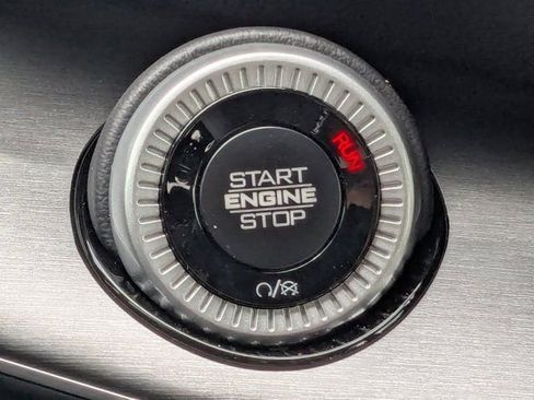 New 2026 Jeep Grand Wagoneer 2WD w/ 8-Passenger Seating Package image 31