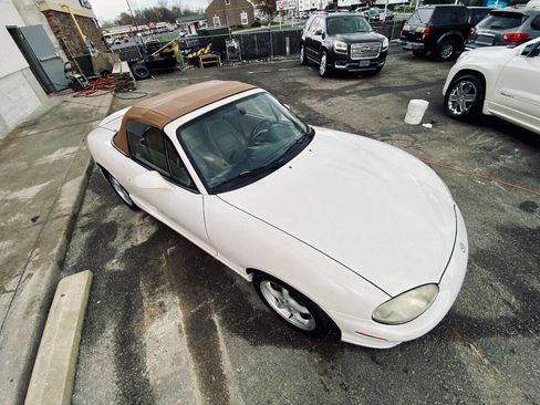 Used 2000 MAZDA MX-5 Miata LS image 26