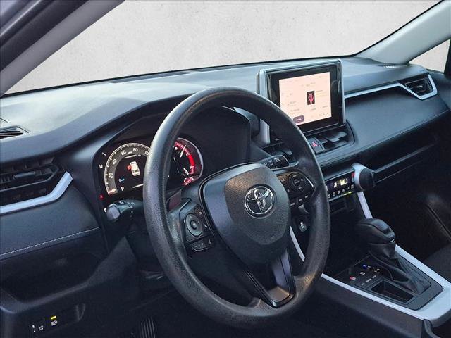 Used 2023 Toyota RAV4 LE FWD image 9