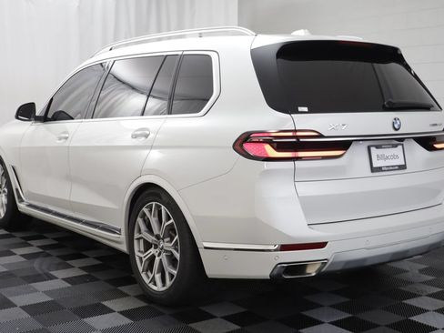 Used 2024 BMW X7 xDrive40i w/ Climate Comfort Package AWD/4WD image 15