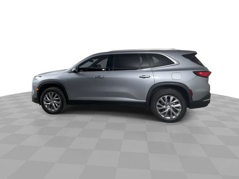 Used 2025 Buick Enclave Preferred image 5