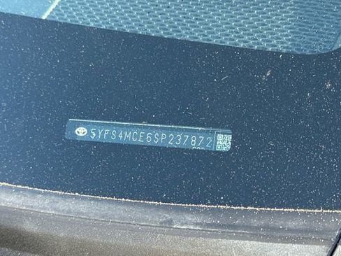 Used 2025 Toyota Corolla SE FWD image 9