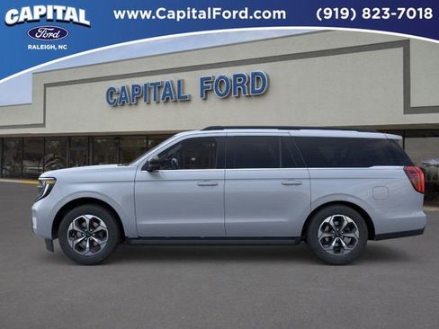 New 2026 Ford Expedition Max Active image 3