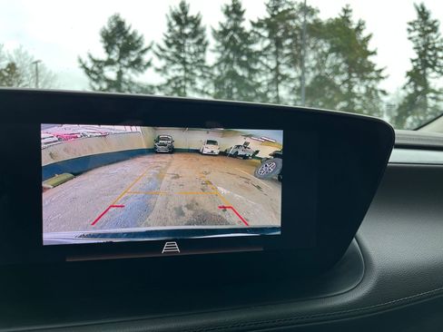 Used 2025 Buick Encore GX Preferred image 24