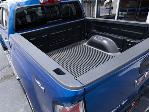 Used 2019 GMC Canyon SLT w/ Trailering Package AWD/4WD image 4