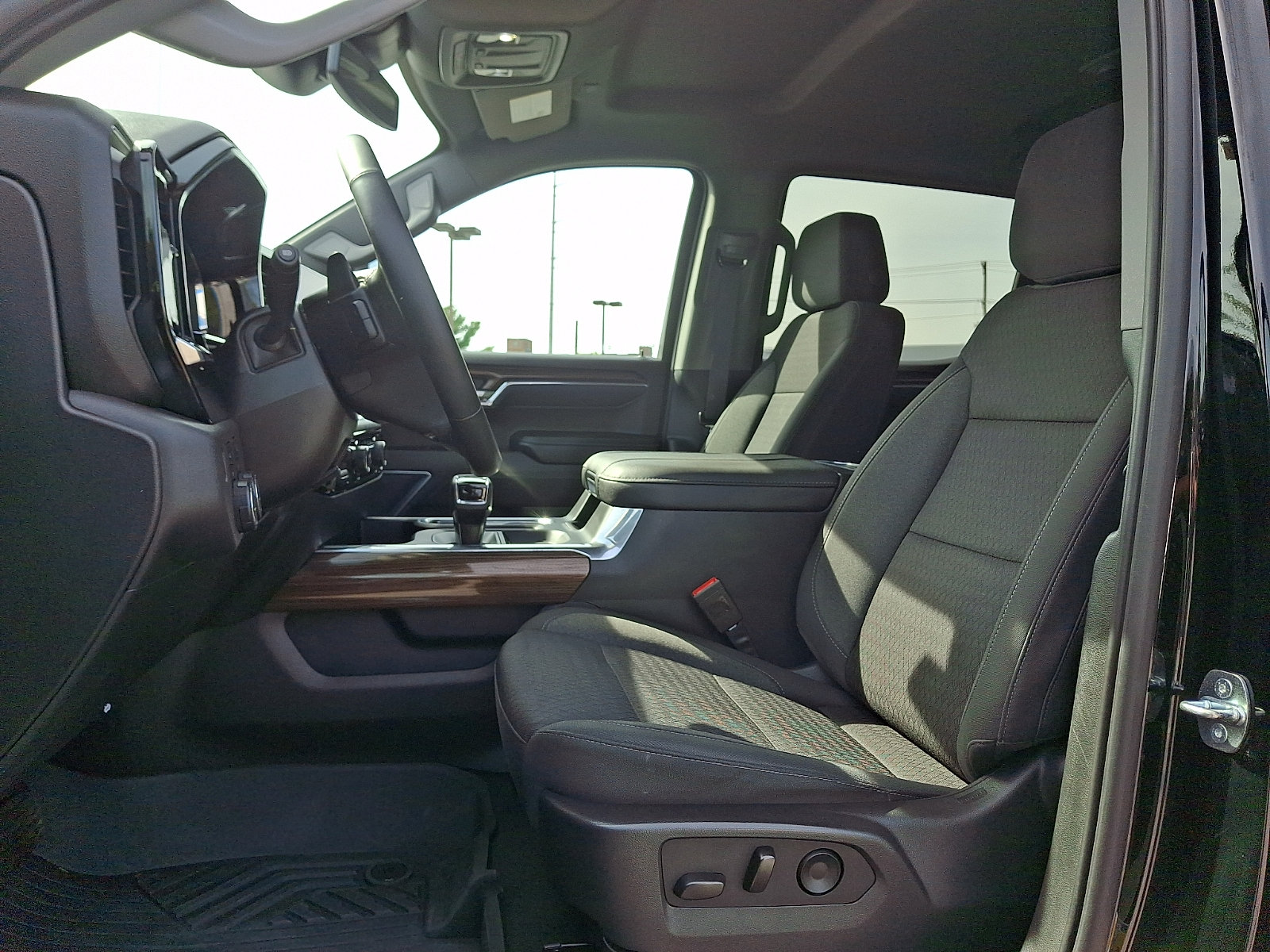 Certified 2023 Chevrolet Silverado 1500 LT Trail Boss w/ Protection Package AWD/4WD image 14