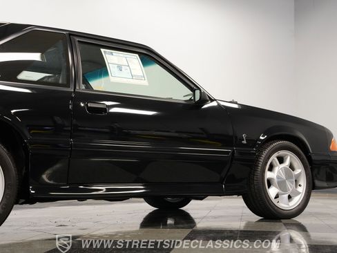 Used 1993 Ford Mustang Cobra image 28