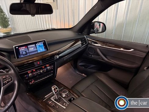 Used 2018 BMW X5 xDrive35i w/ M Sport Package image 11