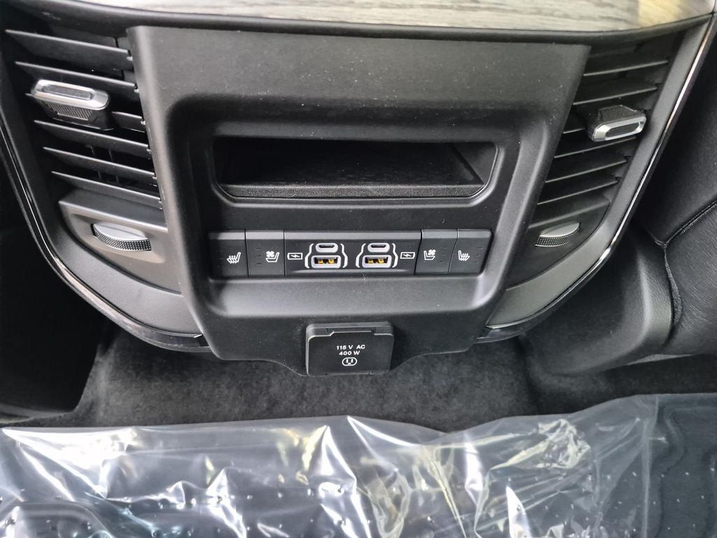 New 2026 RAM 1500 Limited AWD/4WD image 17