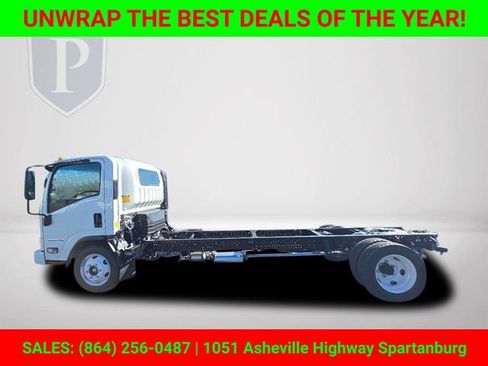 New 2025 Chevrolet Low Cab Forward image 10