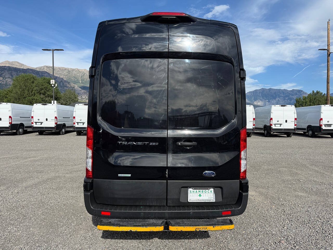 Used 2023 Ford Transit 250 148 High Roof Extended w/ Load Area Protection Package RWD image 4
