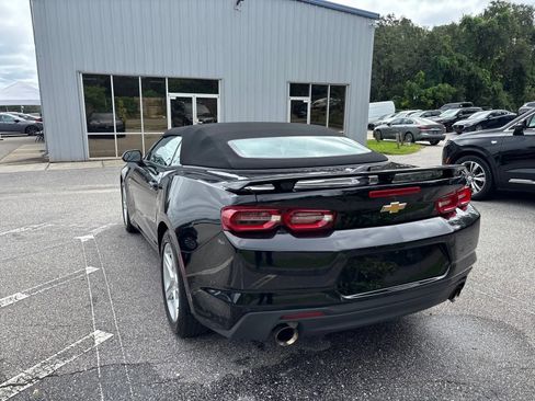Used 2023 Chevrolet Camaro LT RWD image 7