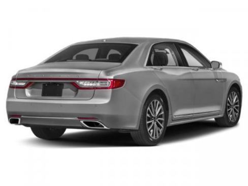 Used 2018 Lincoln Continental Premiere image 2
