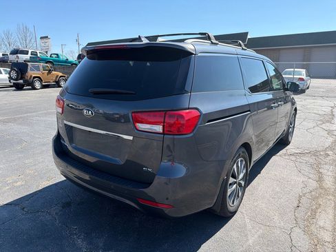 Used 2015 Kia Sedona SX image 6