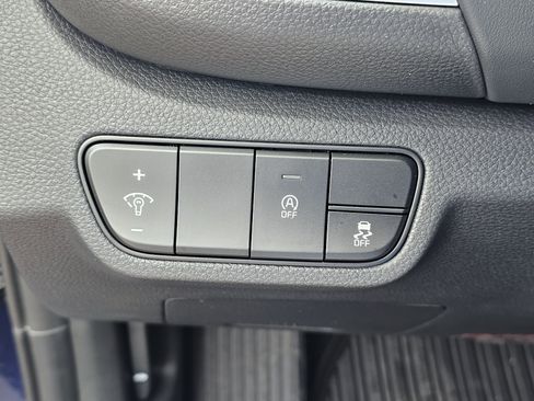New 2026 Kia Seltos EX FWD image 18
