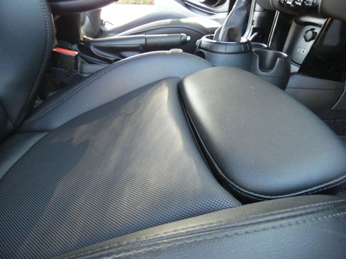 Used 2015 MINI Cooper S image 32