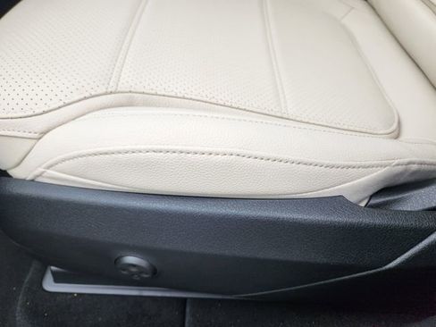 New 2026 Mercedes-Benz GLC 300 4MATIC image 9