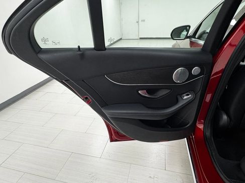Used 2021 Mercedes-Benz C 300 4MATIC Sedan image 11