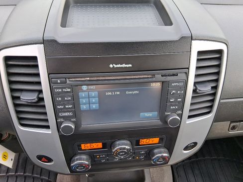 Used 2015 Nissan Frontier PRO-4X w/ Pro-4x Luxury Package image 17