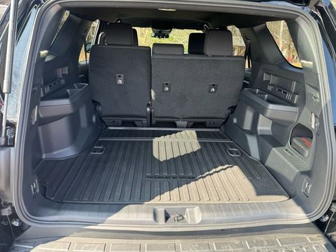 Used 2025 Toyota 4Runner SR5 image 10