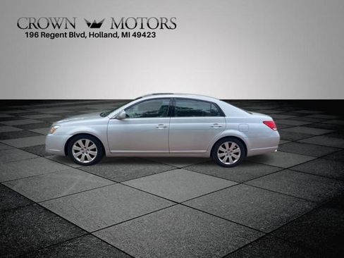 Used 2006 Toyota Avalon XLS FWD image 6