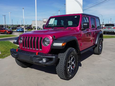 Used 2021 Jeep Wrangler Unlimited Rubicon w/ Steel Bumper Group AWD/4WD image 4