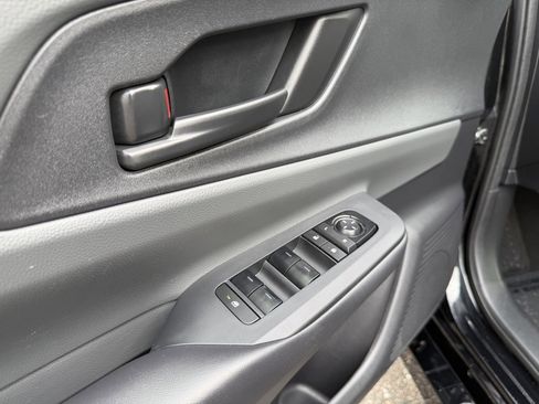 Used 2024 Toyota Prius LE image 17