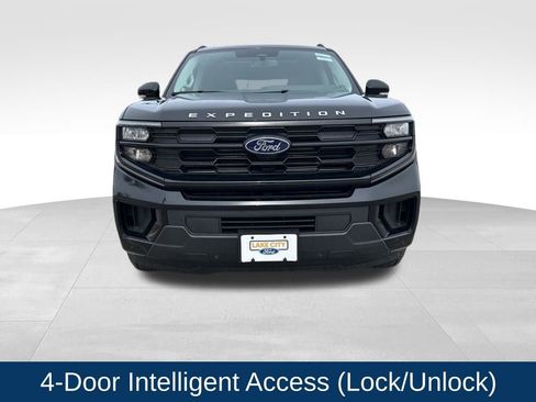 New 2025 Ford Expedition Active AWD/4WD image 10