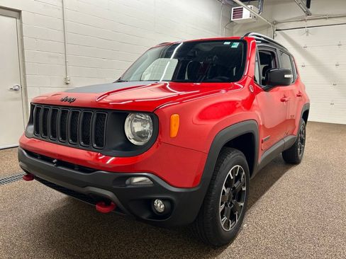 Used 2023 Jeep Renegade Trailhawk AWD/4WD image 5