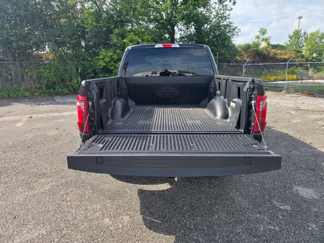 Used 2024 Ford F150 XLT w/ XLT Black Appearance Package AWD/4WD image 6