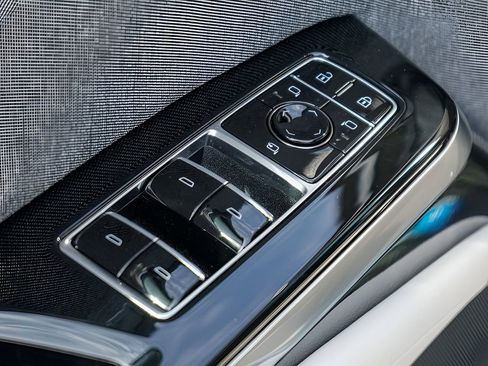New 2026 Cadillac Escalade Platinum Sport w/ LPO, ONYX Package AWD/4WD image 17