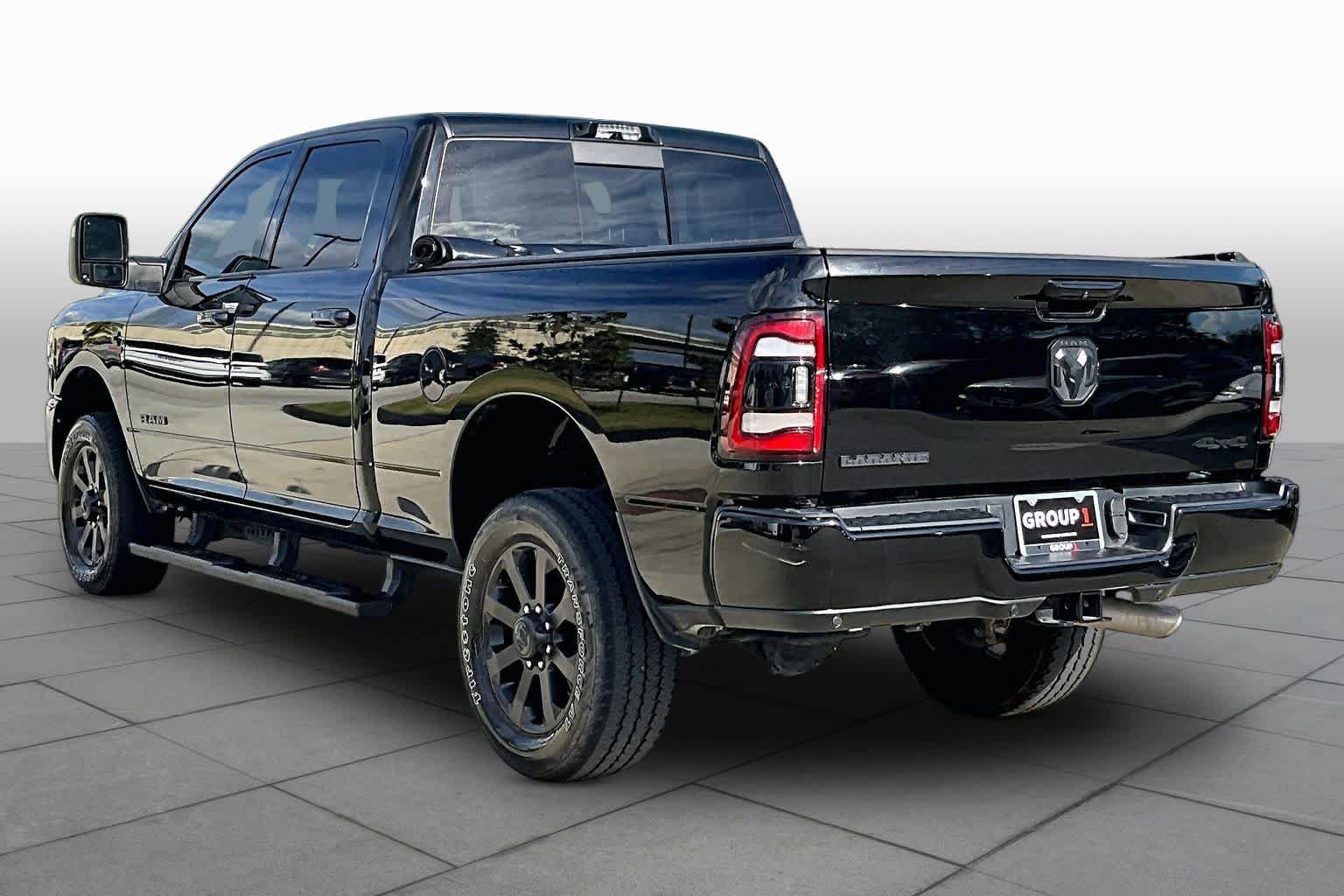 Used 2024 RAM 2500 Laramie w/ Night Edition AWD/4WD image 12