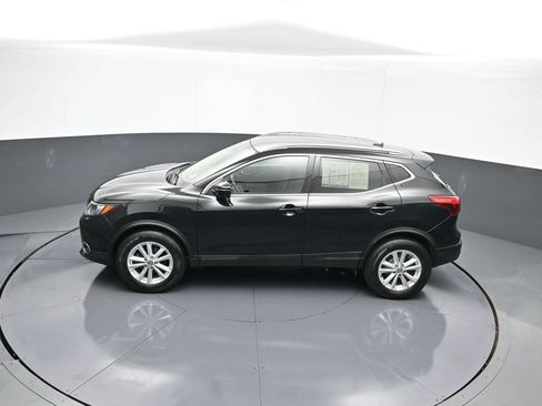 Used 2019 Nissan Rogue Sport SV w/ All-Weather Package AWD/4WD image 39
