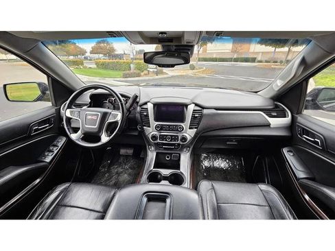 Used 2015 GMC Yukon SLT image 13