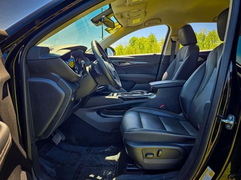 Certified 2023 Buick Envision Essence AWD/4WD image 10