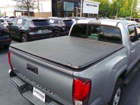 Used 2018 Toyota Tacoma SR w/ SR Convenience Package RWD image 20
