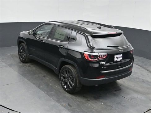 New 2026 Jeep Compass Latitude image 33