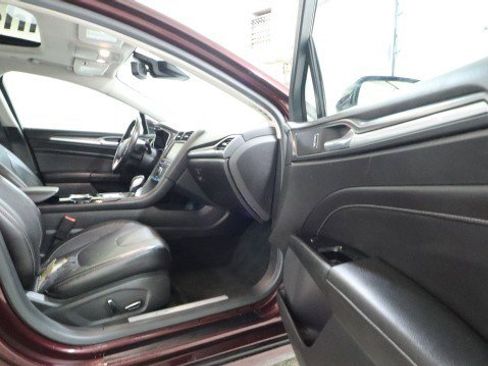 Used 2013 Ford Fusion Titanium w/ Titanium Driver Assist Pkg FWD image 10