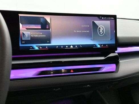 Used 2024 BMW i5 eDrive40i w/ M Sport Package image 23