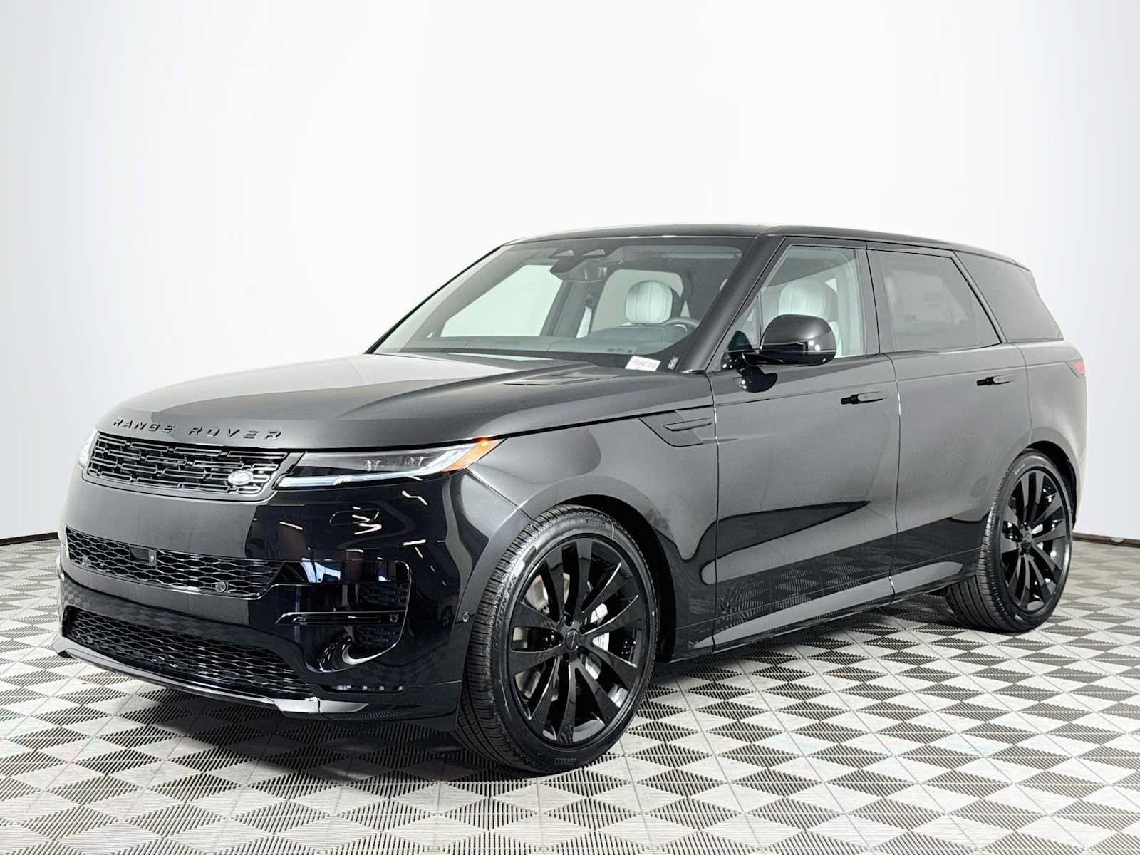 New 2027 Land Rover Range Rover Long Wheelbase SE AWD/4WD image 1