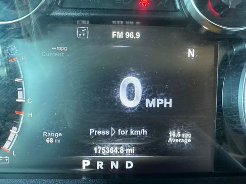 Used 2017 RAM 1500 Laramie w/ Convenience Group image 6