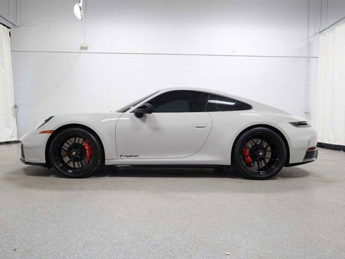 Used 2025 Porsche 911 Carrera 4 GTS AWD/4WD image 2