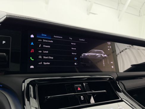 New 2026 Porsche Panamera image 43