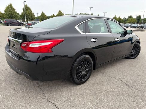 Used 2016 Nissan Altima 2.5 S w/ Power Driver Seat Package FWD image 7