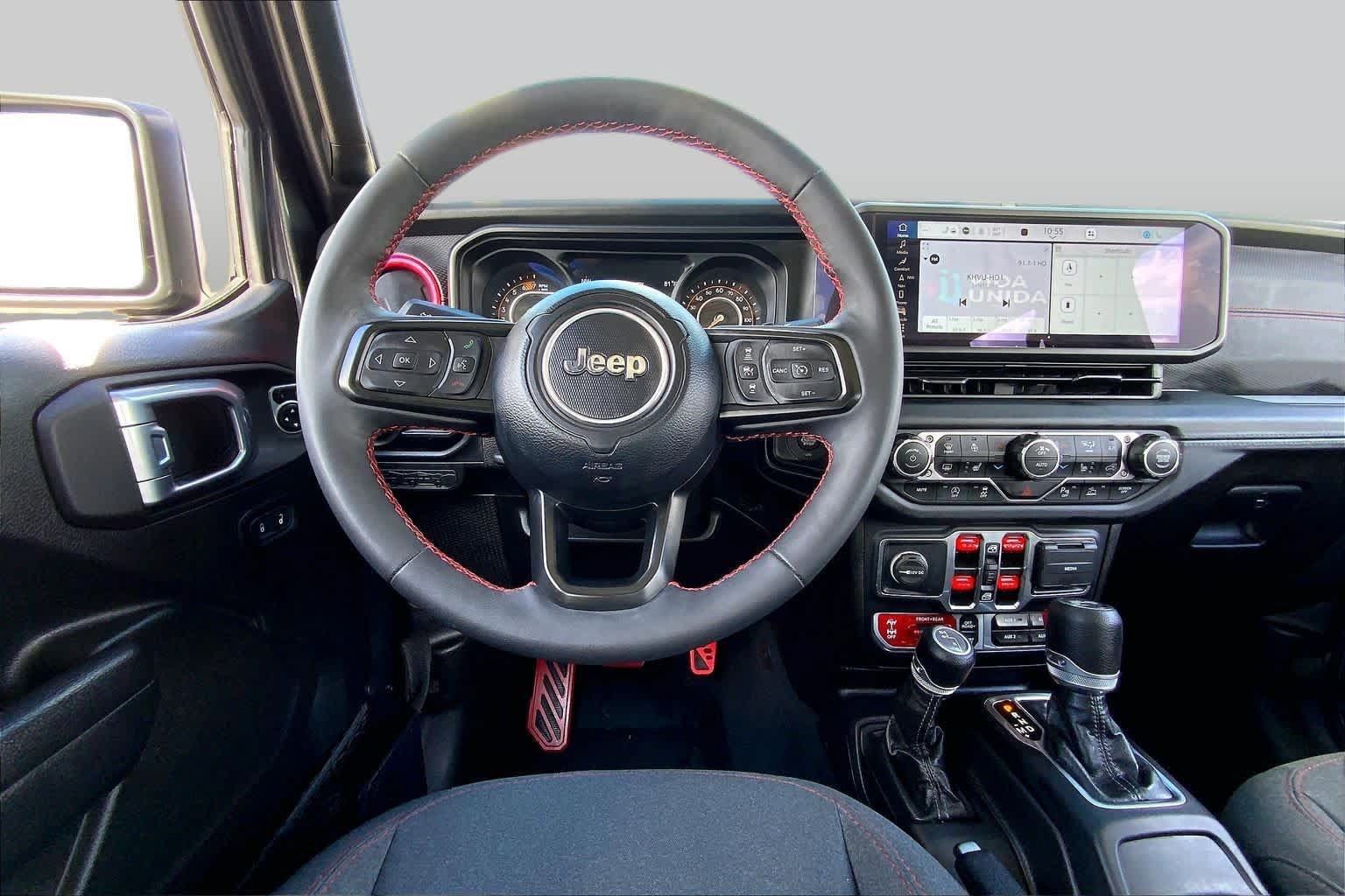 Used 2024 Jeep Wrangler Unlimited Rubicon w/ Technology Group AWD/4WD image 6