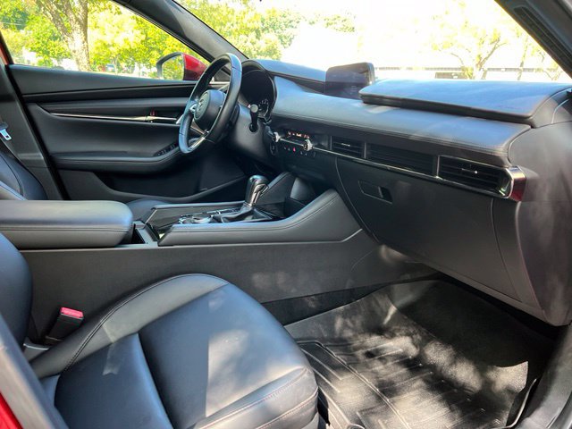 Used 2019 MAZDA MAZDA3 Hatchback w/ Preferred Package FWD image 19