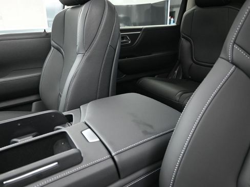 New 2026 INFINITI QX80 Pure image 14