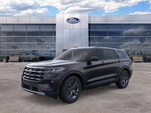 New 2026 Ford Explorer Active w/ Active Comfort Package AWD/4WD image 2