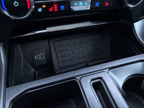 Used 2025 Ford F150 Lariat w/ Equipment Group 502A High image 34