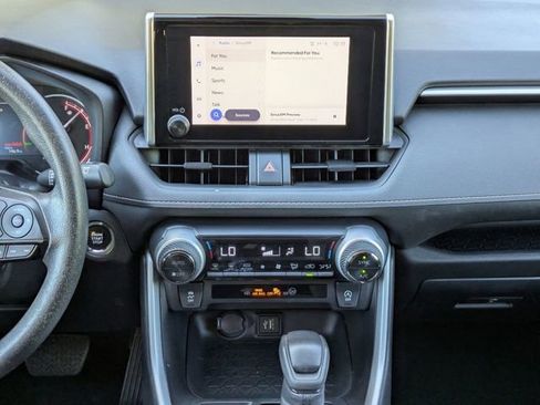 Used 2023 Toyota RAV4 XLE image 19